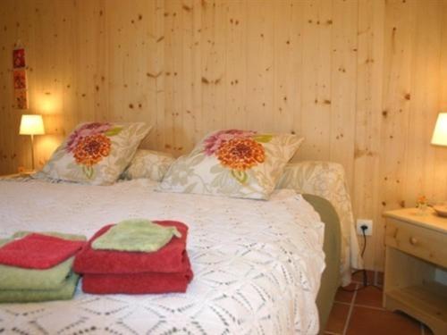 La Ferme Du Chapi Hotel Saint-Laurent-dʼOingt Quarto foto